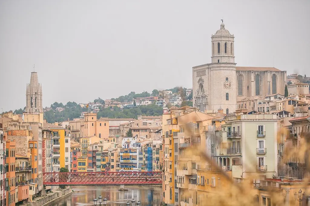 Flateli Placa Catalunya 1.1 Girona